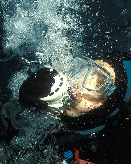 Diving in Freezing Water? U.S. Navy Tests Flunk Some Regulators