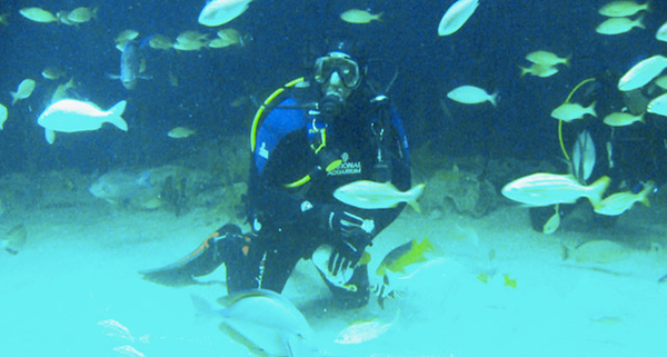 Retiring Volunteer Diver Inspires Others