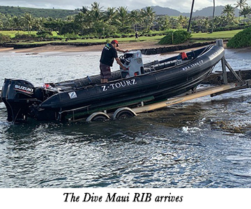 The Dive Maui RIB arrives